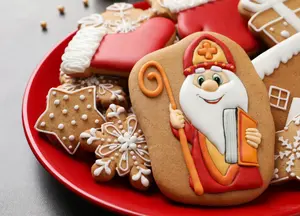 Prepare your children’s hearts for Christmas by celebrating St Nicholas day, a simple way of spreading out the celebration and emphasizing the sacrificial nature of Advent.