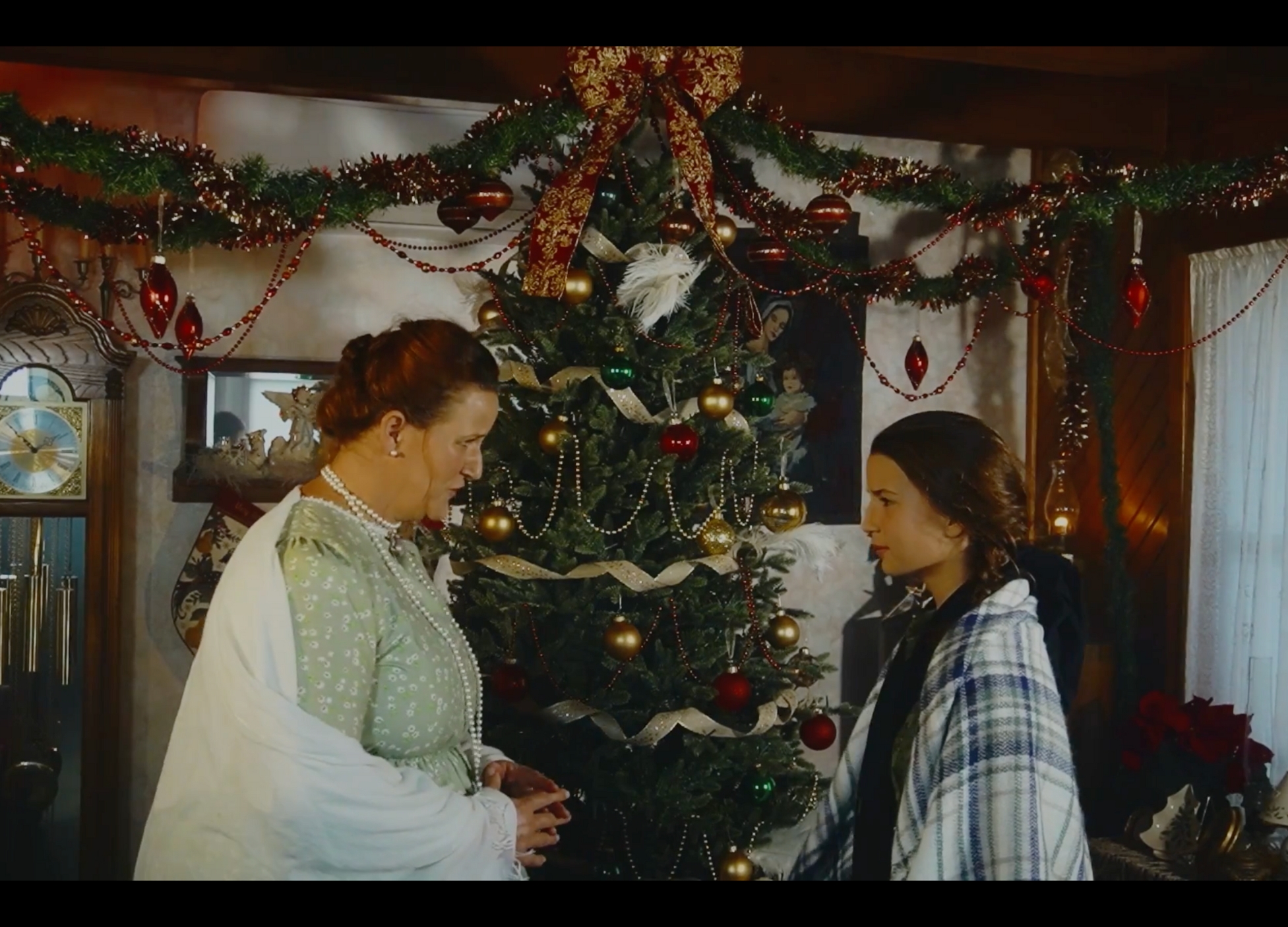 A Home for Christmas still 7 A Home for Christmas still 7