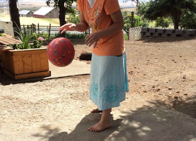 how to play handball