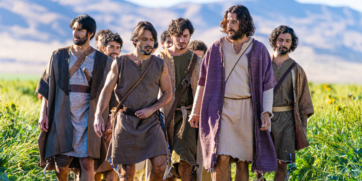 Are you looking for a good movie for Easter? Here is a list of our favorite movies to watch at Eastertime that keep the Christian outlook on this holiday!